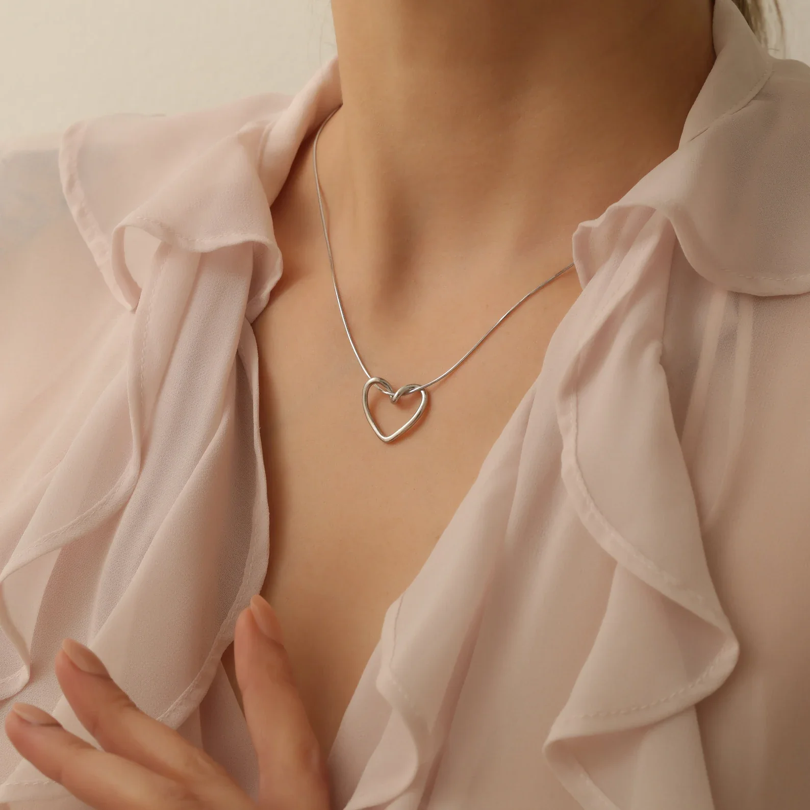 Dainty Heart Necklace - Image 4