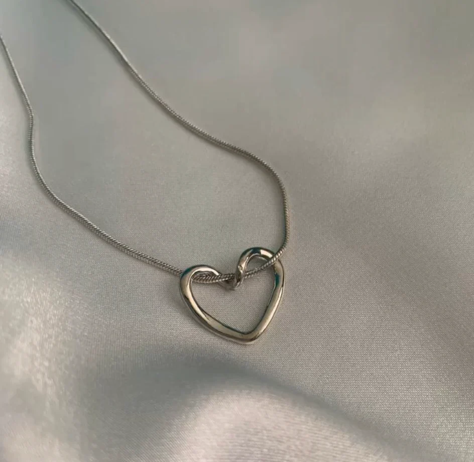 Dainty Heart Necklace - Image 6