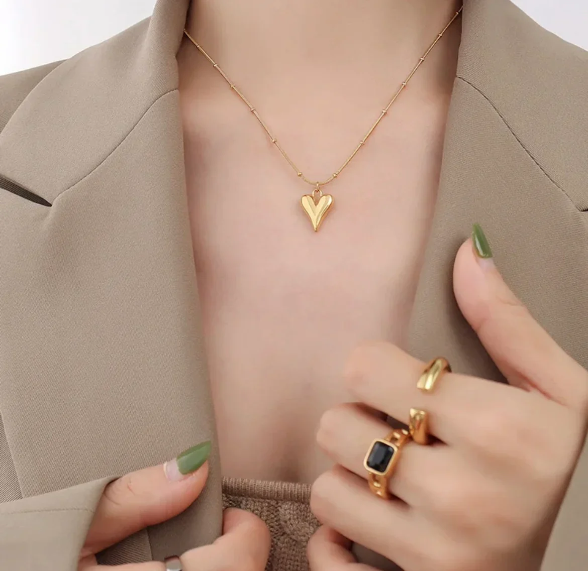 Golden Dil Necklace - Image 3