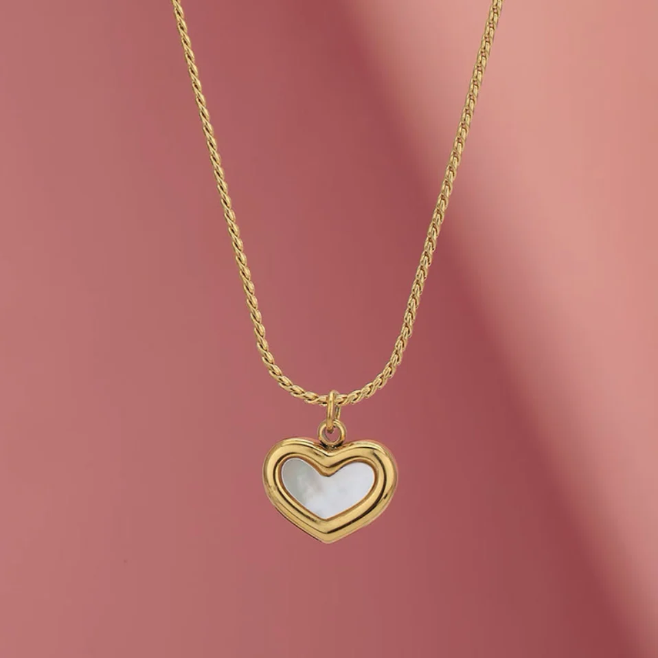 Heart Filled Necklace - Image 4