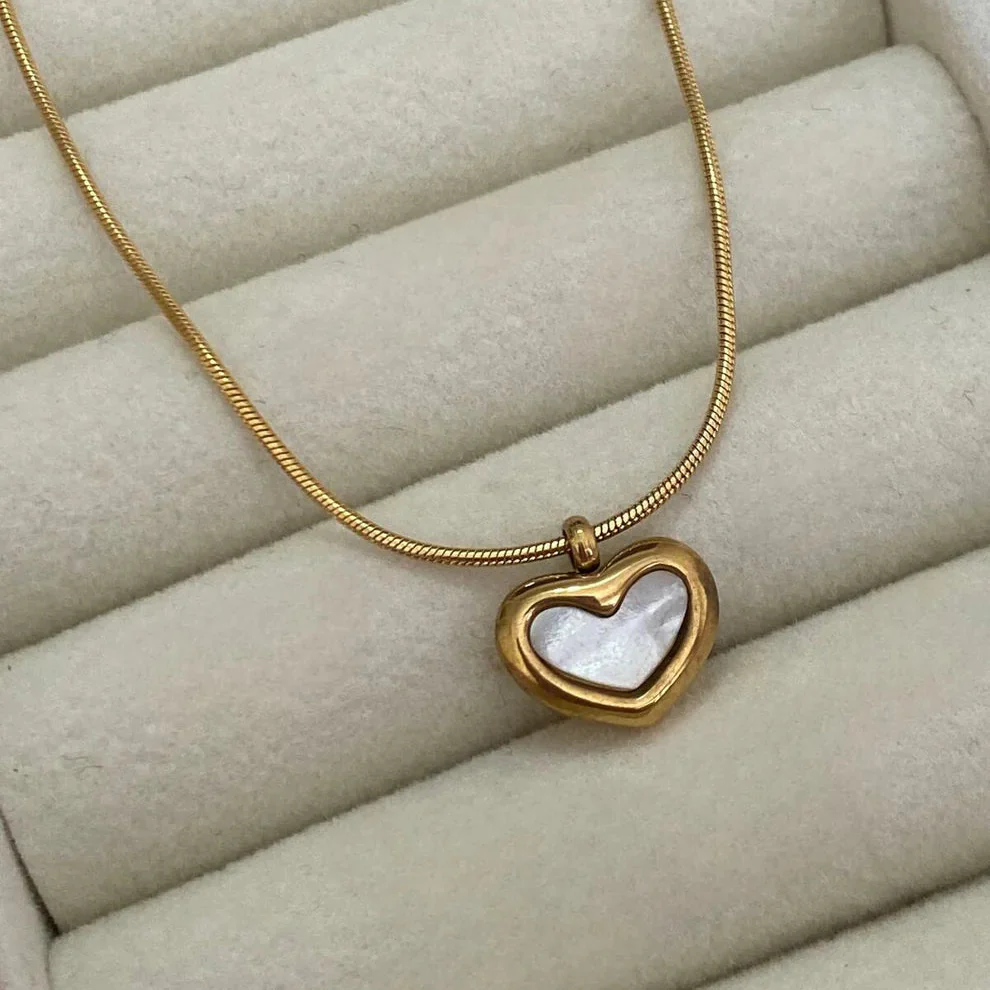Heart Filled Necklace - Image 7