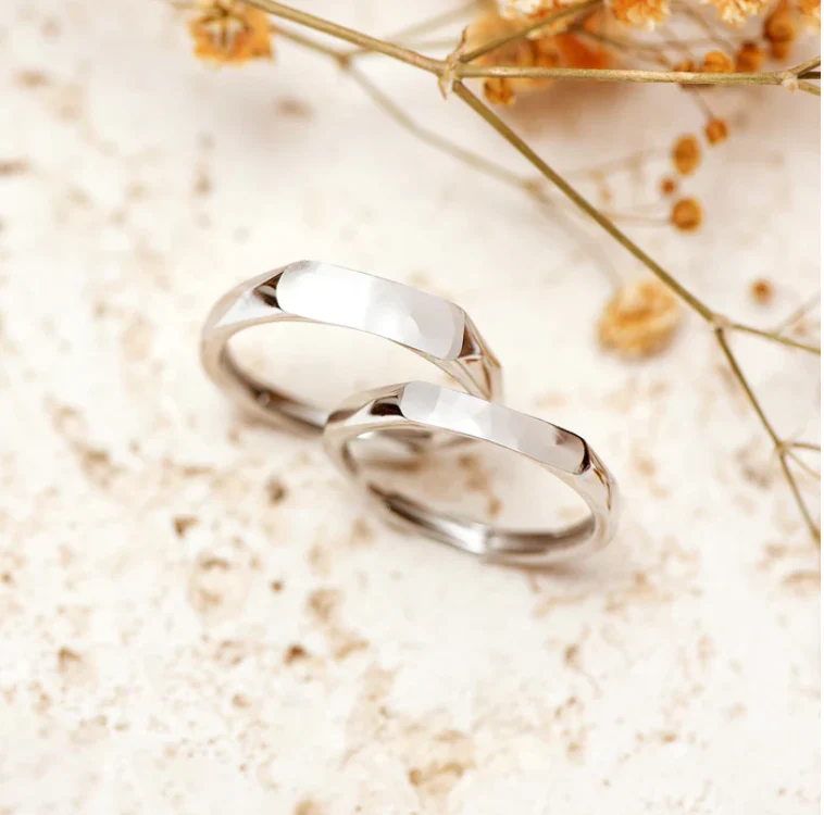 'I Love You' Couple Reflection Ring - Image 4