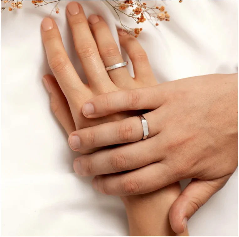 'I Love You' Couple Reflection Ring - Image 5