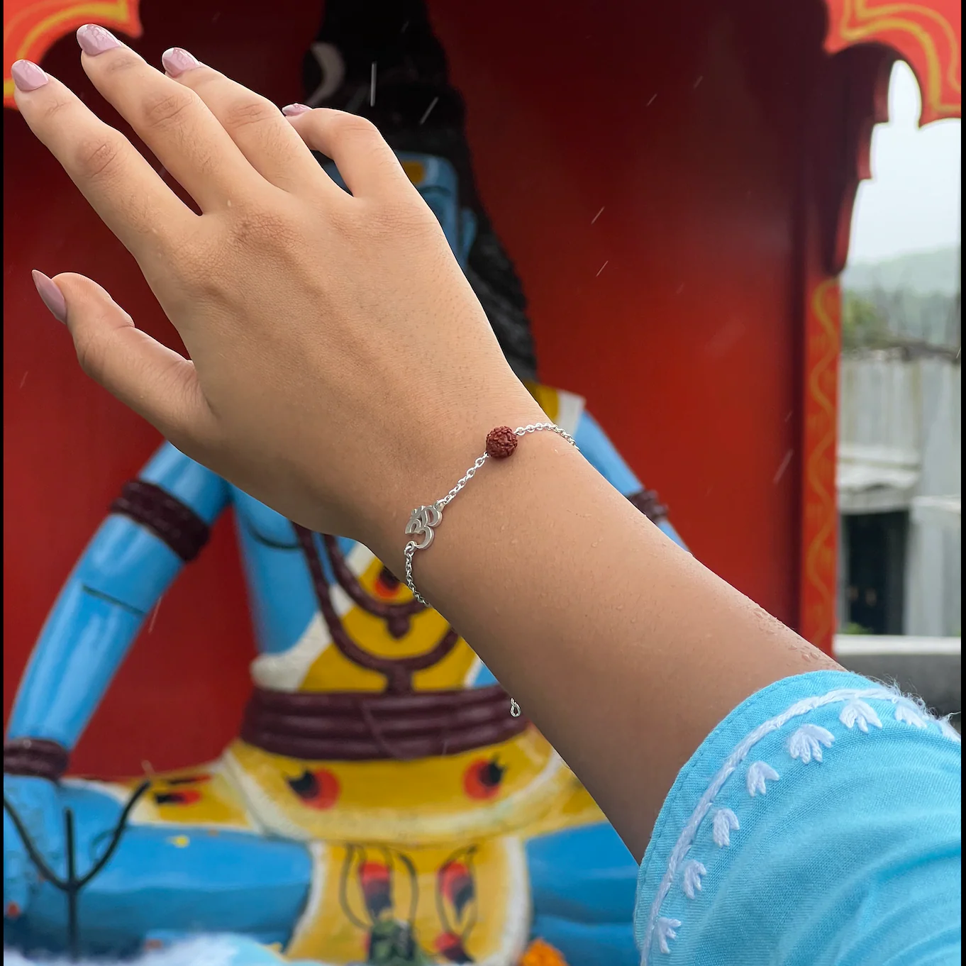 Unisex Om Rudraksha Bracelet - Image 3