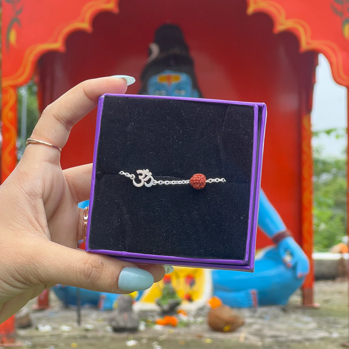 Unisex Om Rudraksha Bracelet - Image 4