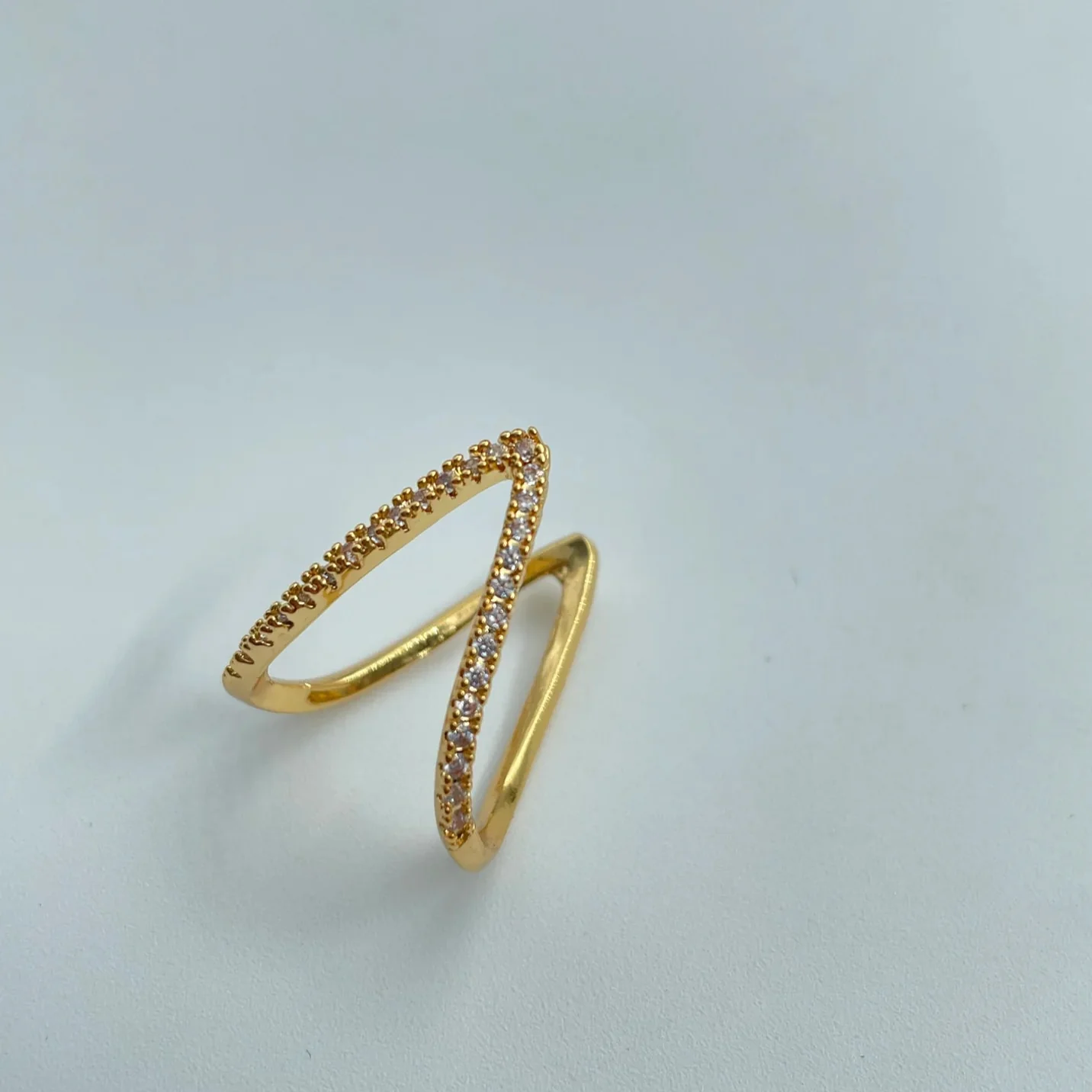 Twis Diamond Ring - Image 4